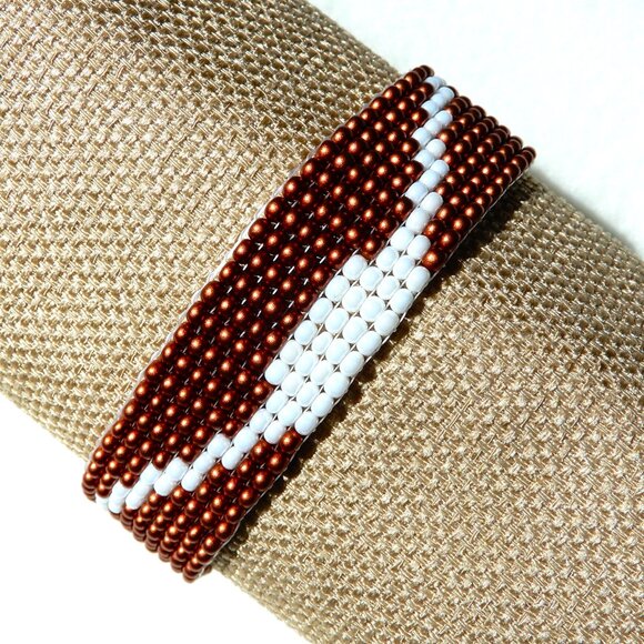 Texas Longhorns bead bracelet, handmade, adjustable length, gameday - Picture 3 of 4